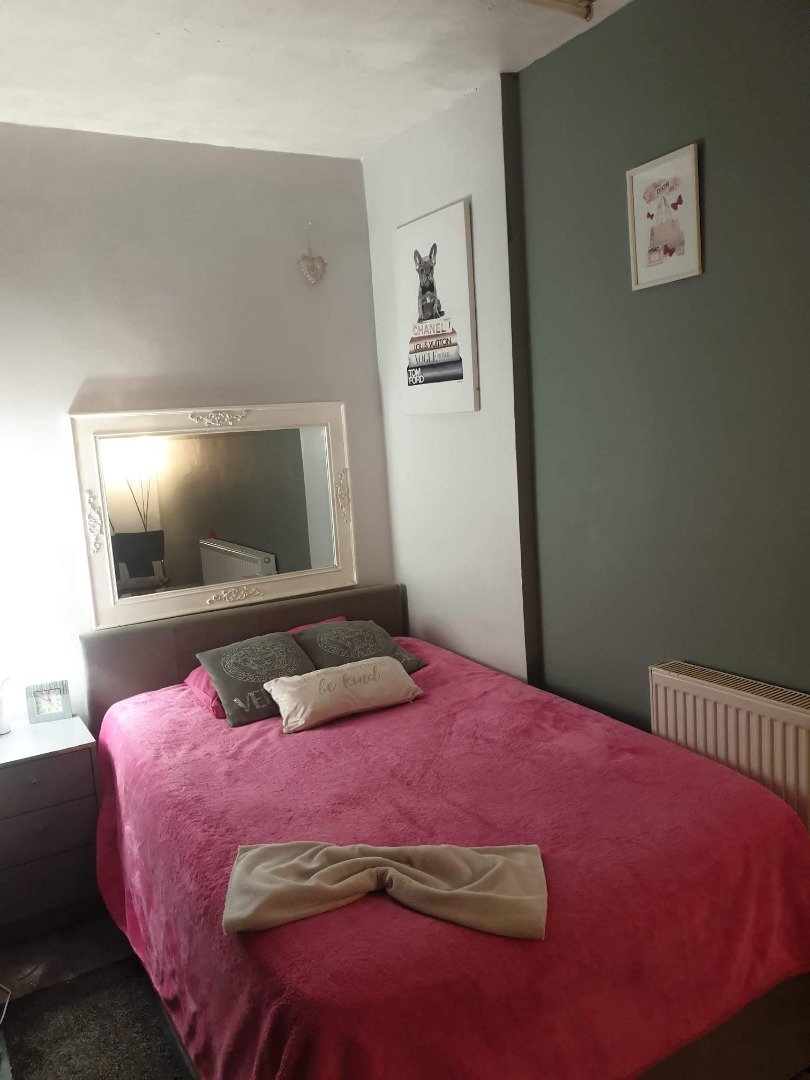 Room1